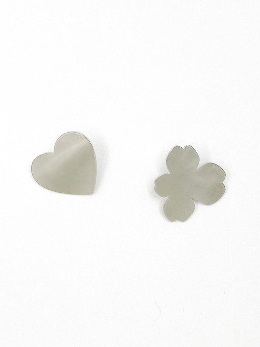 HEART & FLOWER earring