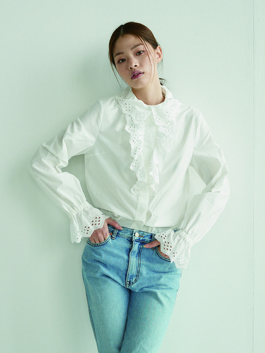 [N][SET]LILAC Floral cardigan (Cream) & APGUJEONG Ruffled eyelet collar blouse (Off white)