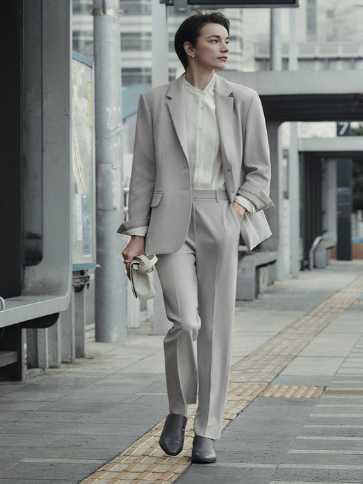 [Drama Signature] Two-button Blazer + Straight Trousers SET (PALE KHAKI)