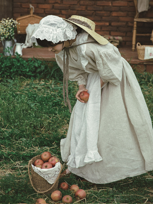 Broderie anglais bonnet : 브로드리 앙글레이즈 보넷   