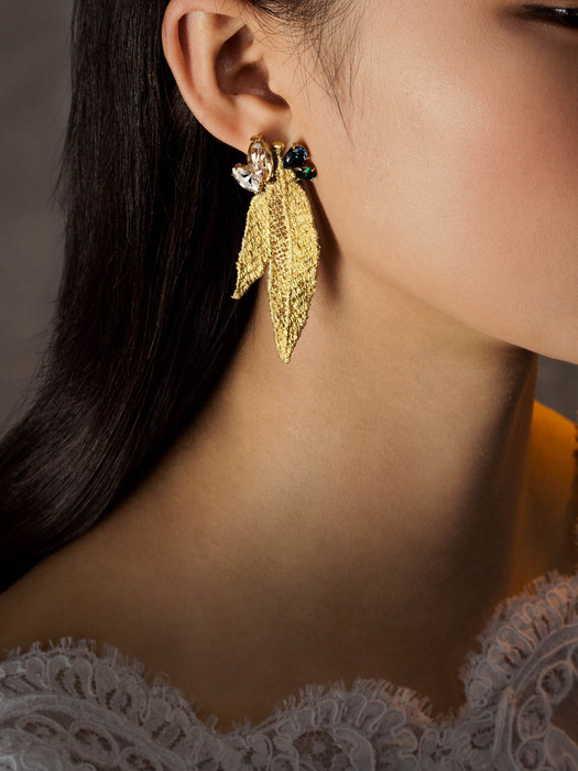 Casted Lace Long `drop` Earrings
