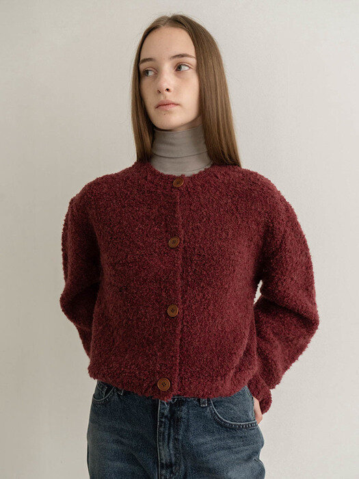 Round Fit Boucle Cardigan - Burgundy