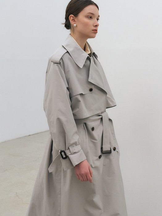 comos 653 oversized double trench coat (sand)