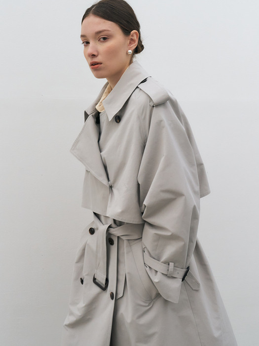 comos 653 oversized double trench coat (sand)