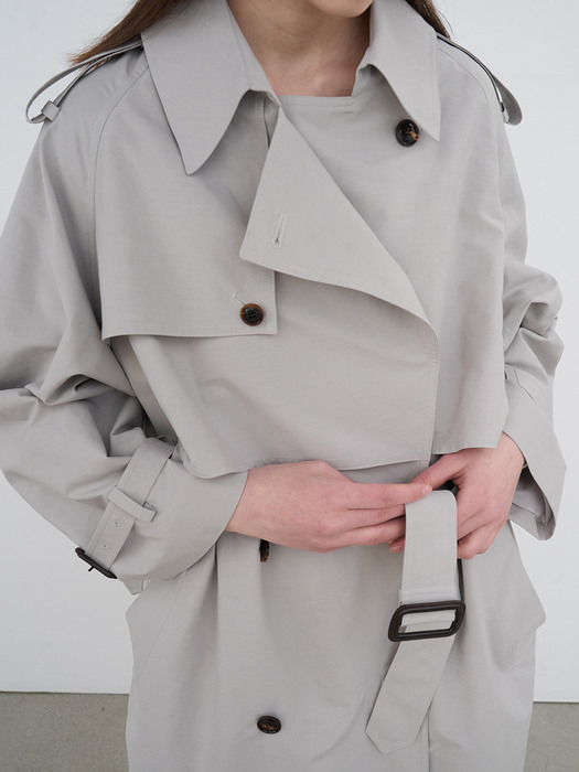 comos 653 oversized double trench coat (sand)