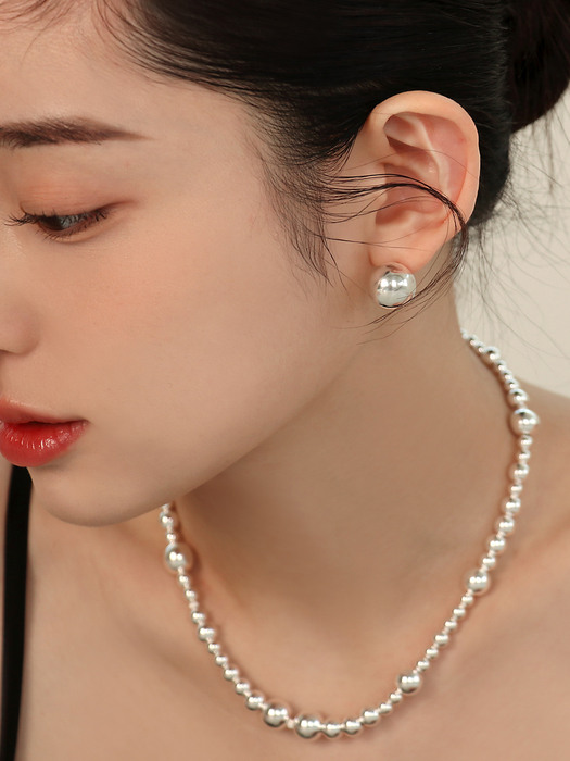 The ball silver earrings