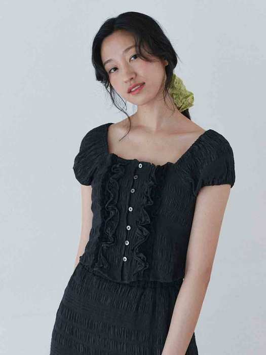 Clara ruffle blouse (black)