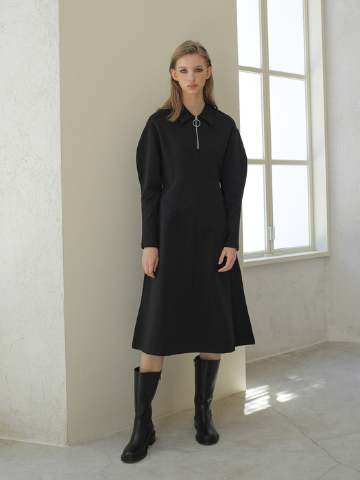 ZIP-UP COLLAR DRESS / BLACK