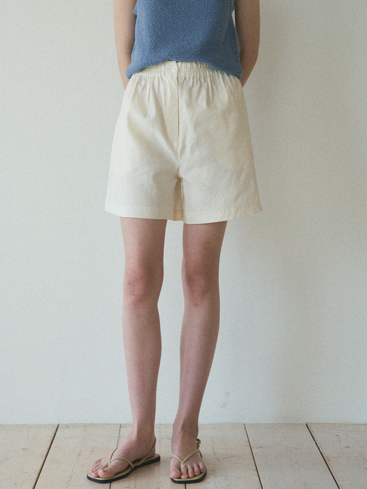 Franco Shorts (Cream)