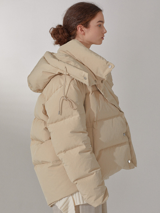 LE MUSEE_BAZEL Reversible Goose Down Puffer Jumper_Soft Beige