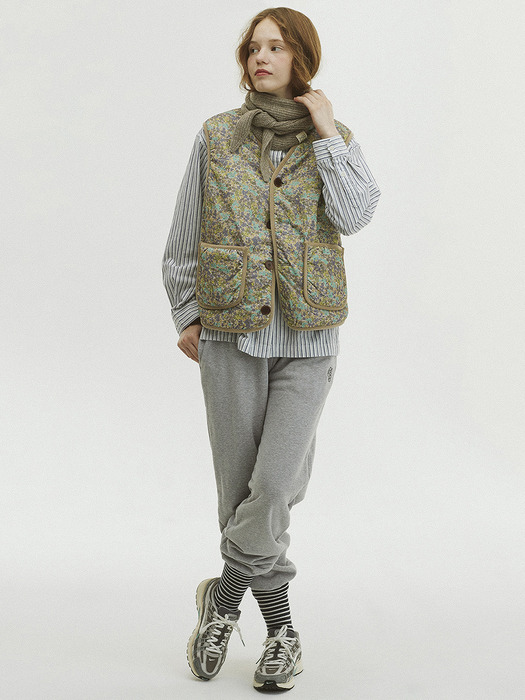 Floral Quilting Reversible Vest_Khaki