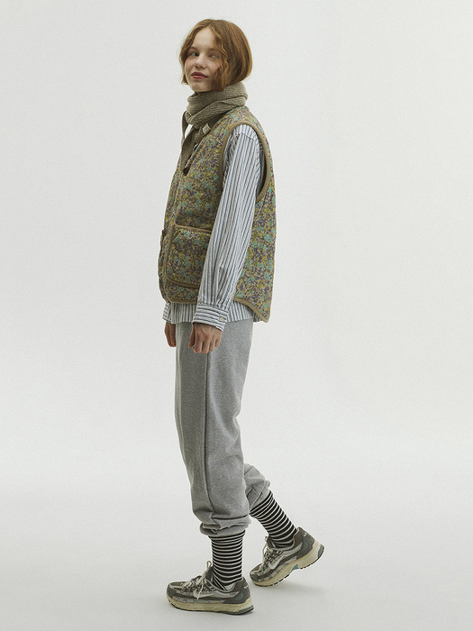 Floral Quilting Reversible Vest_Khaki