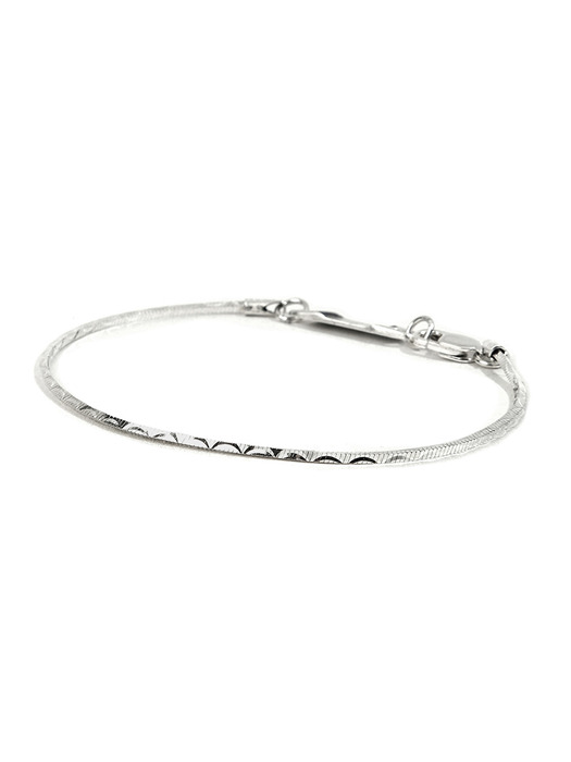 TRIANGLE SNAKE CHAIN BRACELET