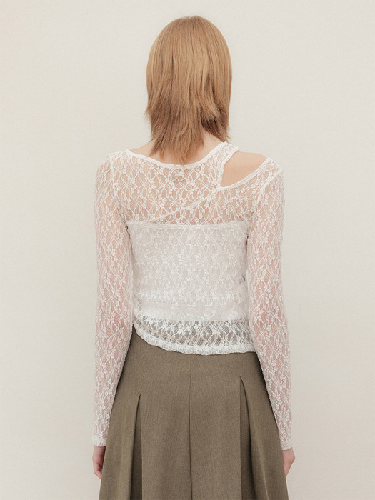 CUT OUT LACE SHIRRING TOP - WHITE