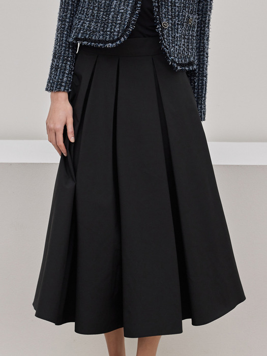 Flare Soft Pleats Skirt_Black