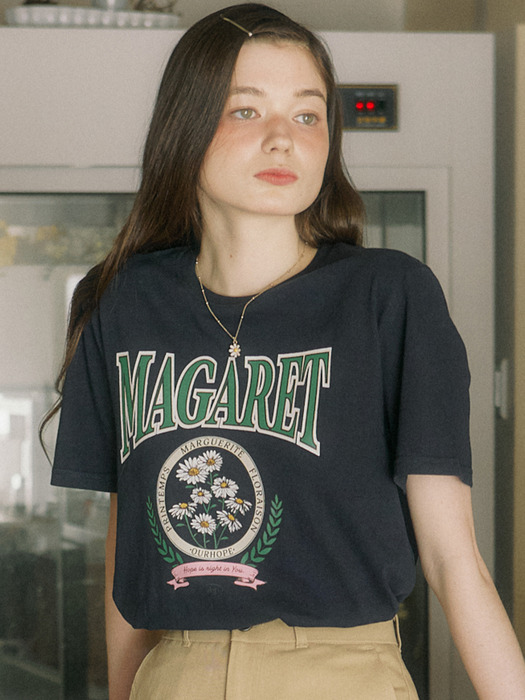 Margaret Artwork T-shirt - Navy