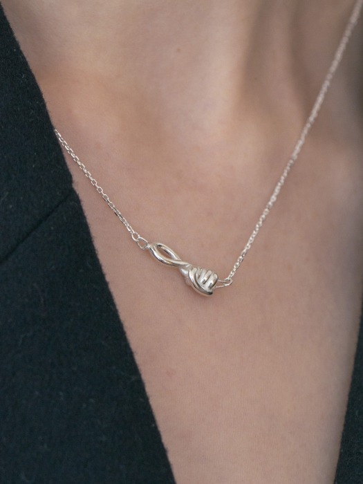 Love knot Necklace