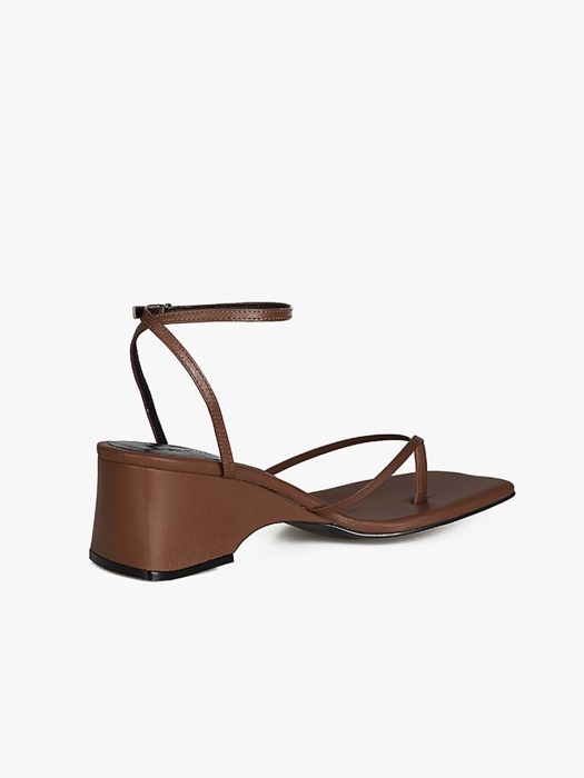 STRING WEDGE SANDAL - BROWN