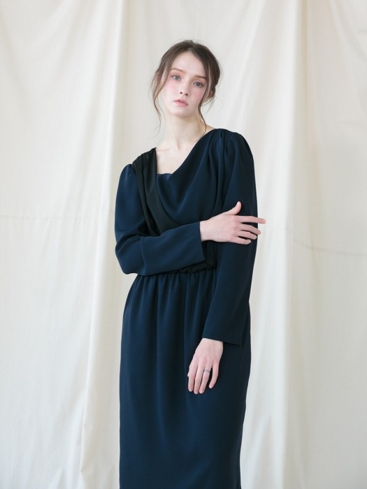 Drapery Shirring Dress_NAVY