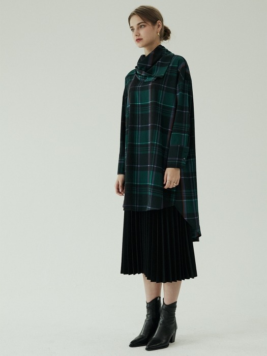 Delphine dress green checked