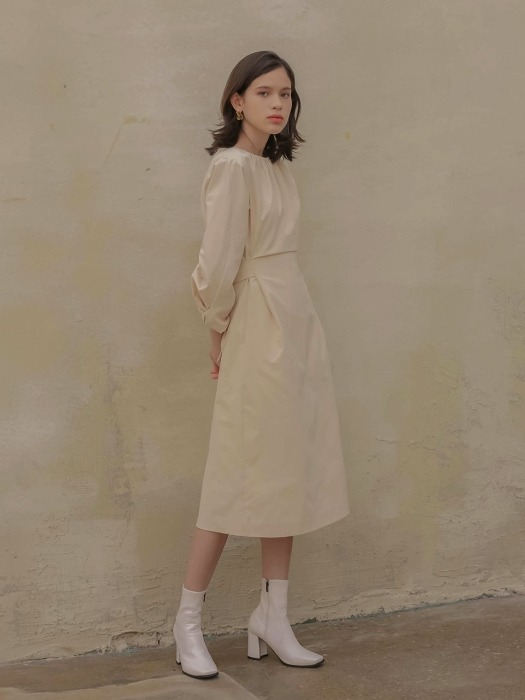 002 Sleeve twist shirring dress [IV]