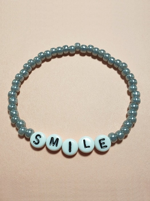 Smile initial beads bracelet 이니셜 비즈팔찌 3color