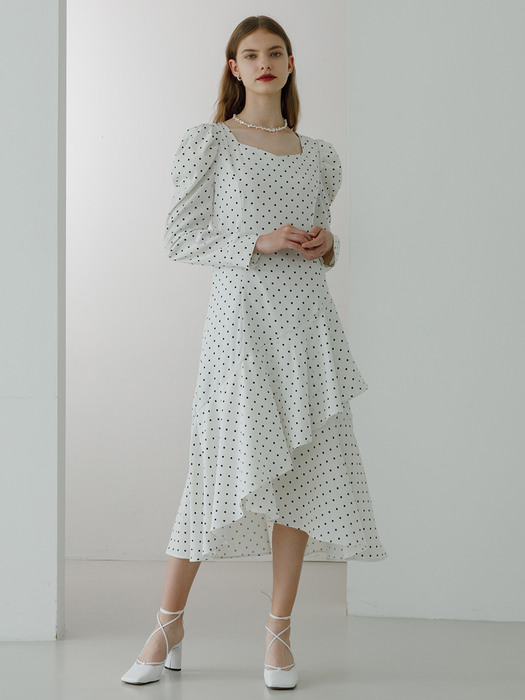 Unbalanced frill dress (white)