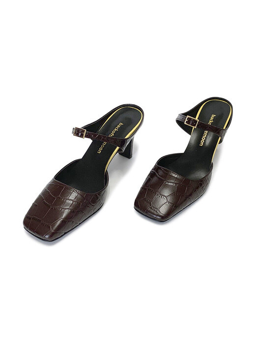 Ria strap heel (brown)