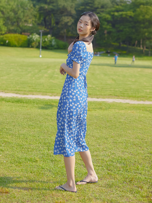 [EXCLUSIVE] DAISY PUFF SLEEVES ONEPIECE_BLUE