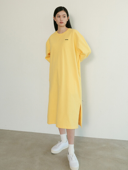 SIDE SLIT POCKET SWEAT DRESS 크림옐로우