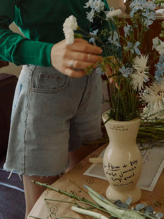 Late Bloomer Vase (Natural)