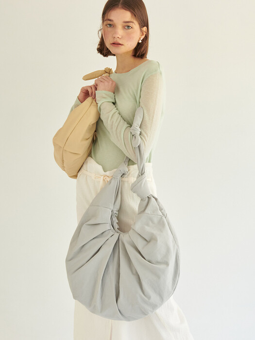 Croissant Large Shoulder Bag_Salt Gray