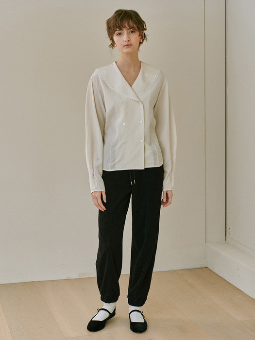 2.84 Lace blouse (Ivory)