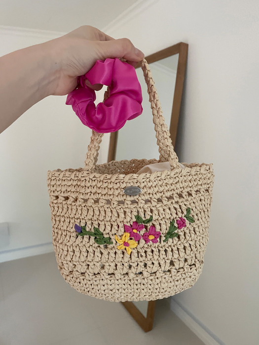 No.65 / Daisy Raffia Mini Tote Bag (데이지 꽃 자수 라피아 미니 토트백 크로쉐백 라탄 니트가방)