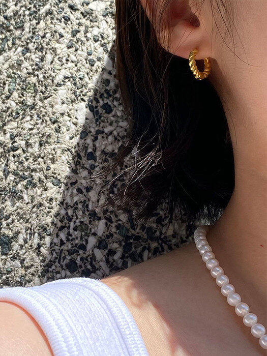 [925 silver] Deux.silver.96 / mini croissant earring (2 color)