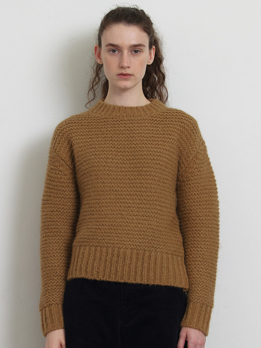 [Woman] Heavy Crochet Sweater (Caramel)