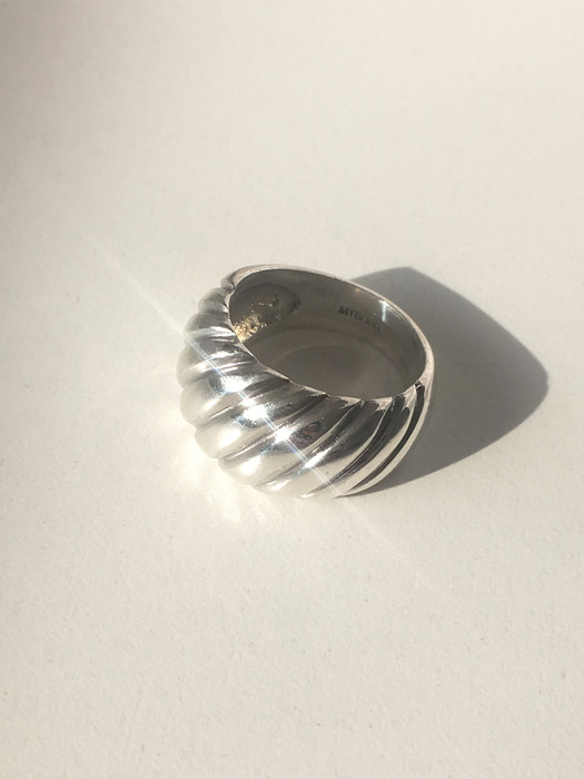 lilibet ring silver