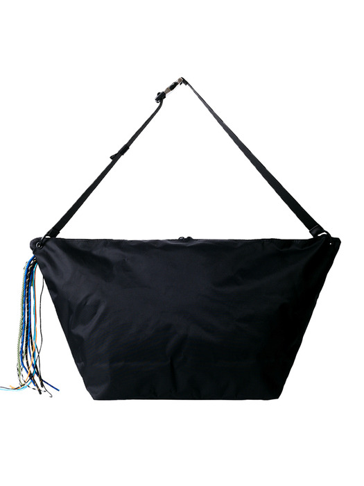 MULTI-FUL CHAIN CONNECTED CROSS-BAG