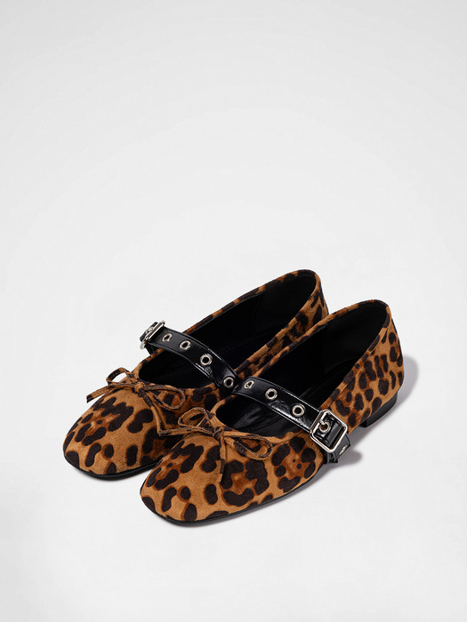 BUCKLE STRAP BALLERINA FLAT / LEOPARD