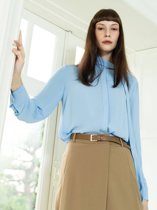 Unbalanced muffler blouse - skyblue