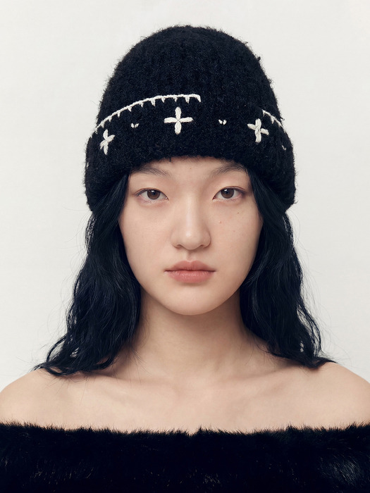 Flower Hand Stitched Beanie_BLACK