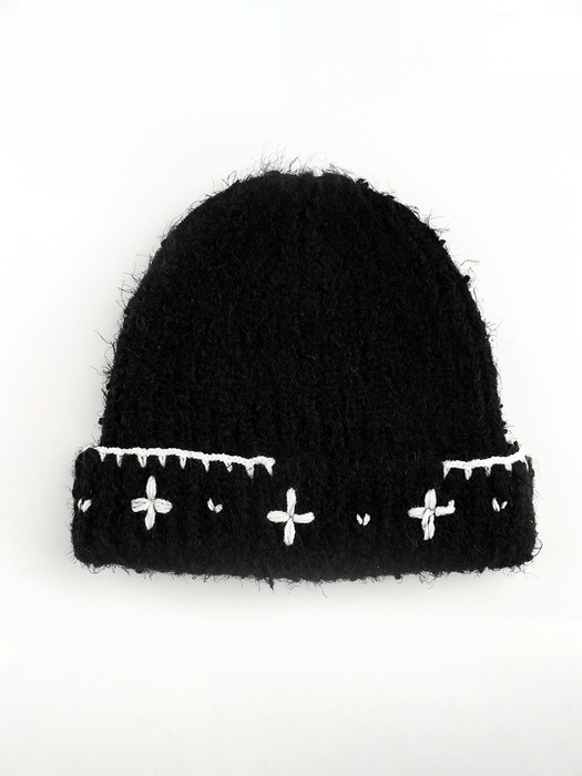 Flower Hand Stitched Beanie_BLACK