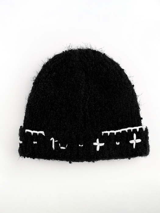 Flower Hand Stitched Beanie_BLACK