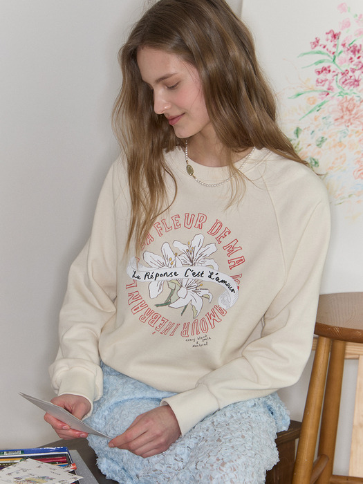 [논로컬 X 이하여백] Lily Hand Drawing Sweatshirt - Cream Yellow