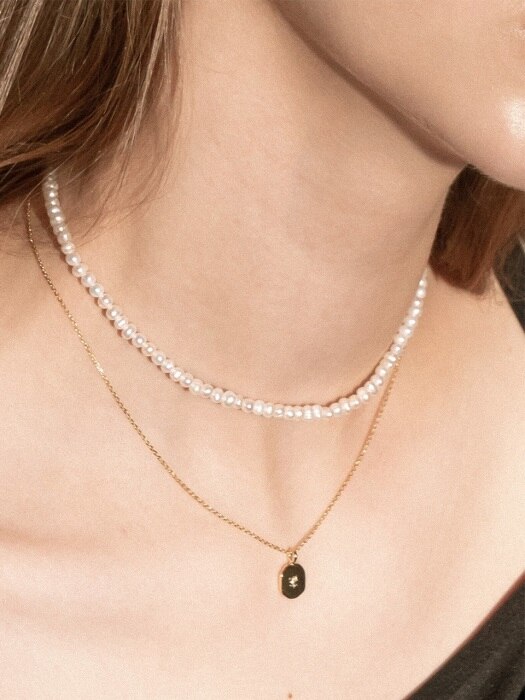 [SET] pearls choker and twinkle necklace with initial
