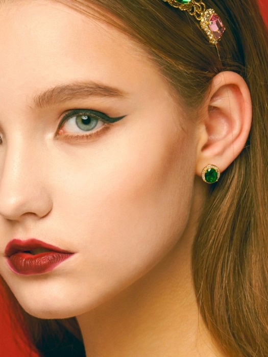 Jewel Romania Stud Earrings (Emerald)