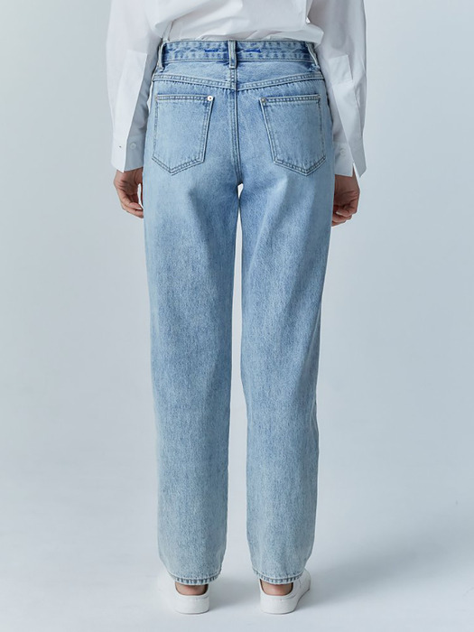 Relaxed Straight Fit Denim Pants - Blue (KE0121M51P)