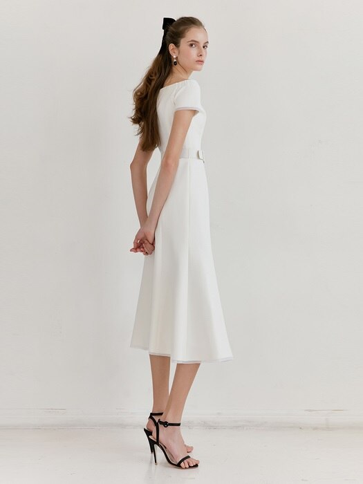 [미전시]BRIANA Off shoulder short-sleeve formal dress (Off White)