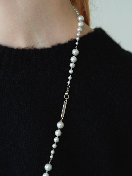 Slim Cone Pearl Long Necklace