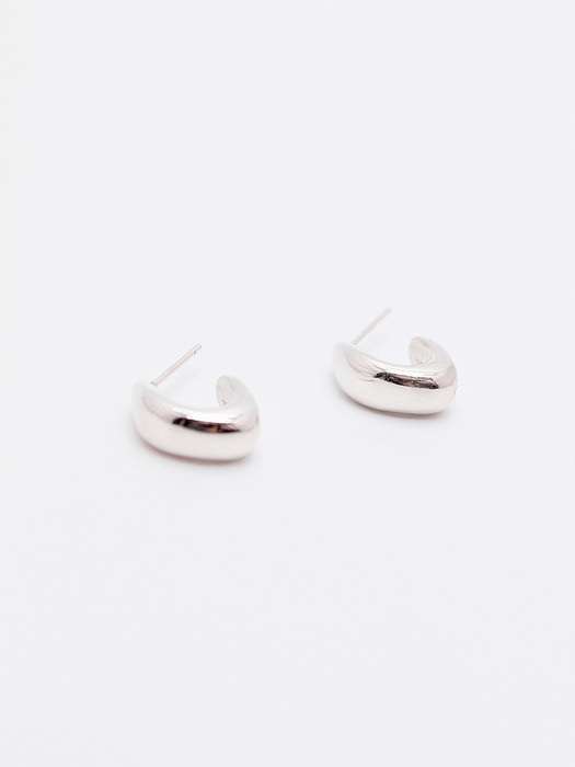 small volume hoop earrings